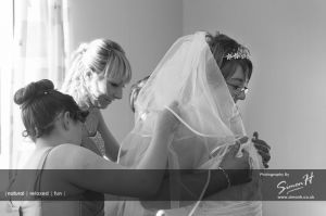 Cheshire Wedding Photography - Bridal Preparations